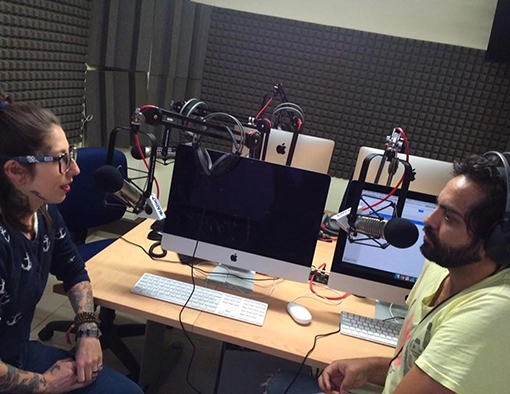 web_radio_08